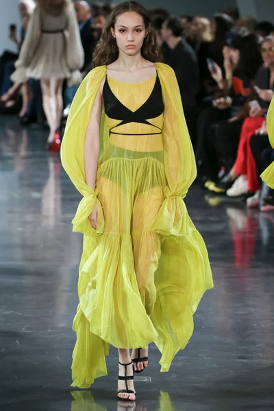 Look 23
